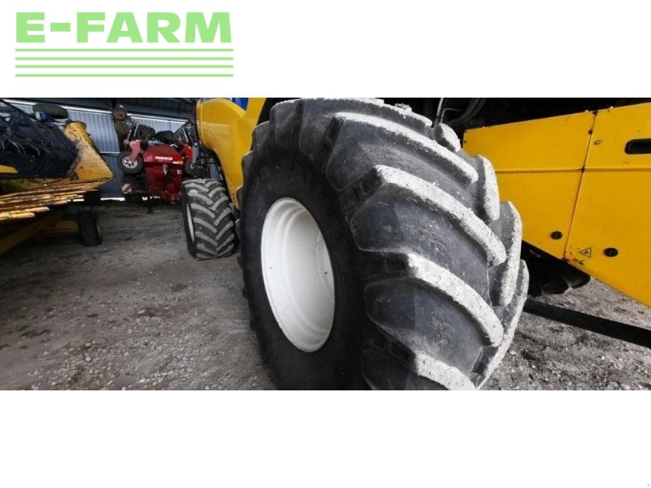 New Holland cr9080 - Kombain: pilt 3 New Holland cr9080 - Kombain: pilt 3