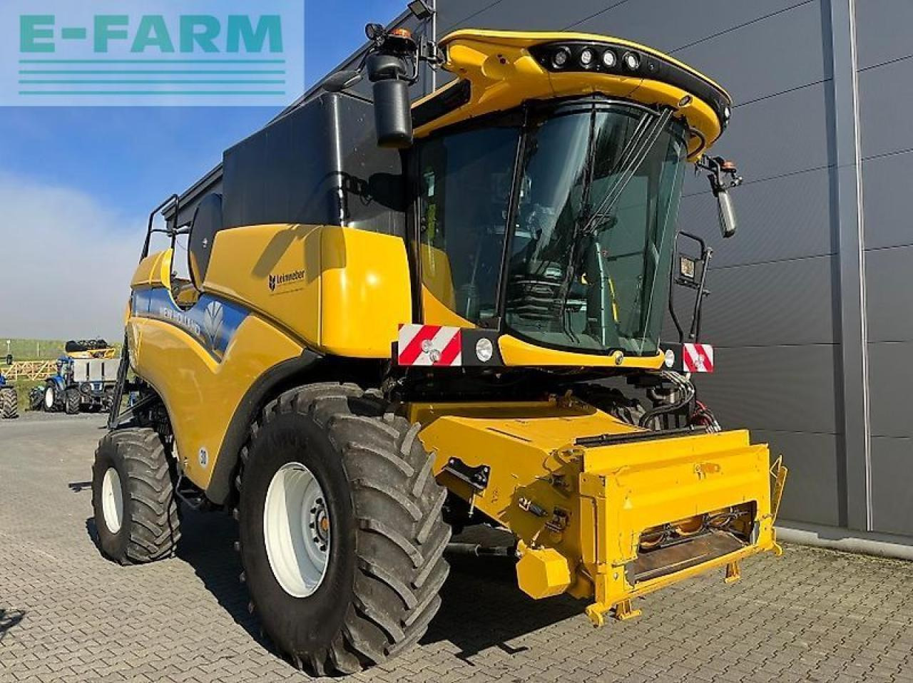 New Holland cx 6.90 - Kombain: pilt 1 New Holland cx 6.90 - Kombain: pilt 1