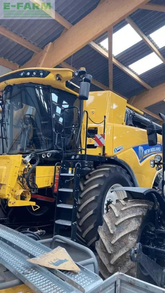 New Holland cx 8.70 - Kombain: pilt 2 New Holland cx 8.70 - Kombain: pilt 2