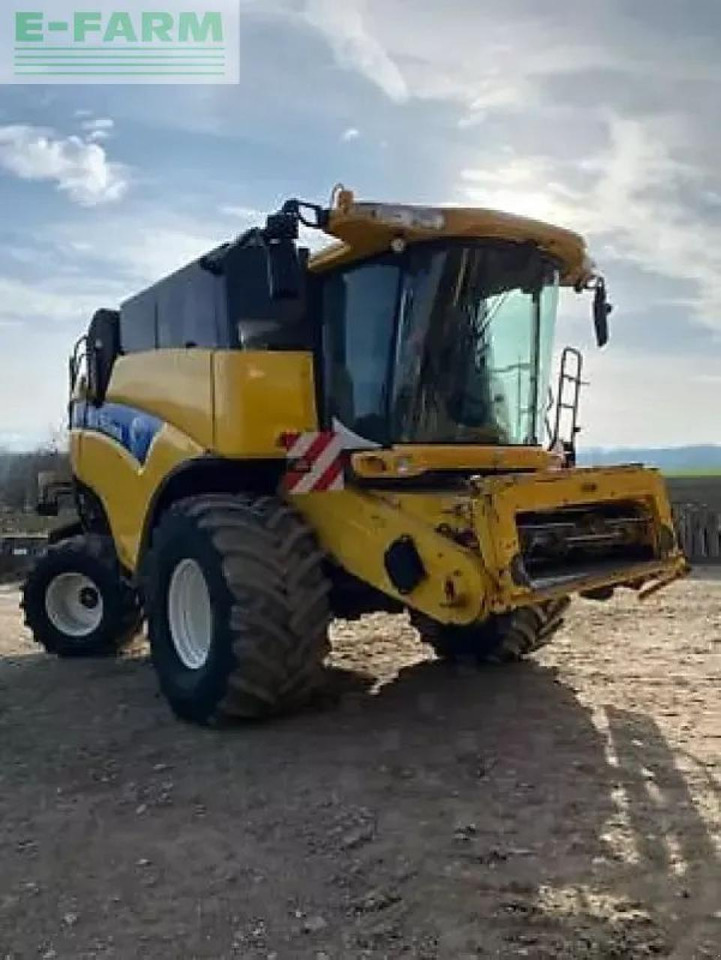 New Holland cx 8090 - Kombain: pilt 2 New Holland cx 8090 - Kombain: pilt 2