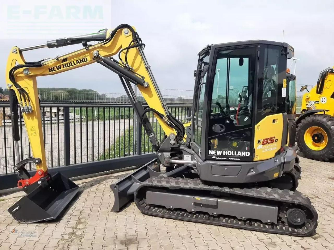 New Holland e65d - Miniekskavaator: pilt 1 New Holland e65d - Miniekskavaator: pilt 1