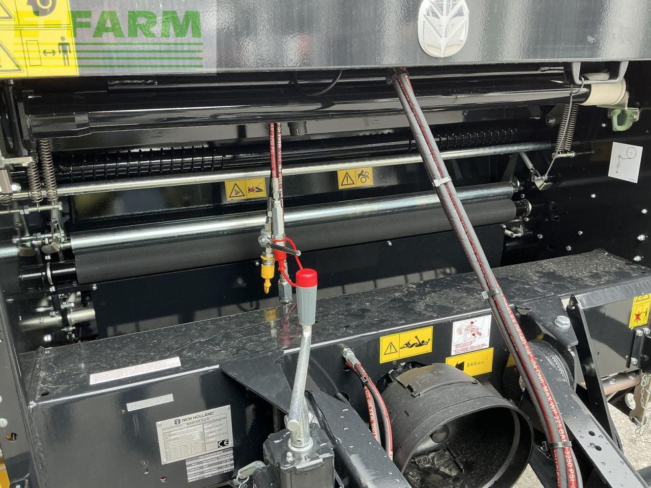 New Holland roll-bar 120 utility - Heinapress, kandiline: pilt 5 New Holland roll-bar 120 utility - Heinapress, kandiline: pilt 5