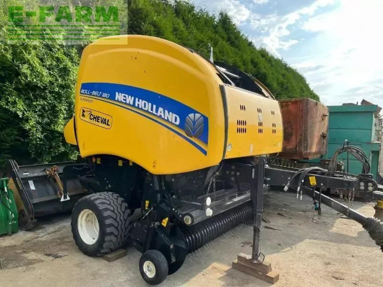 New Holland roll belt 180 - Heinapress, kandiline: pilt 2 New Holland roll belt 180 - Heinapress, kandiline: pilt 2