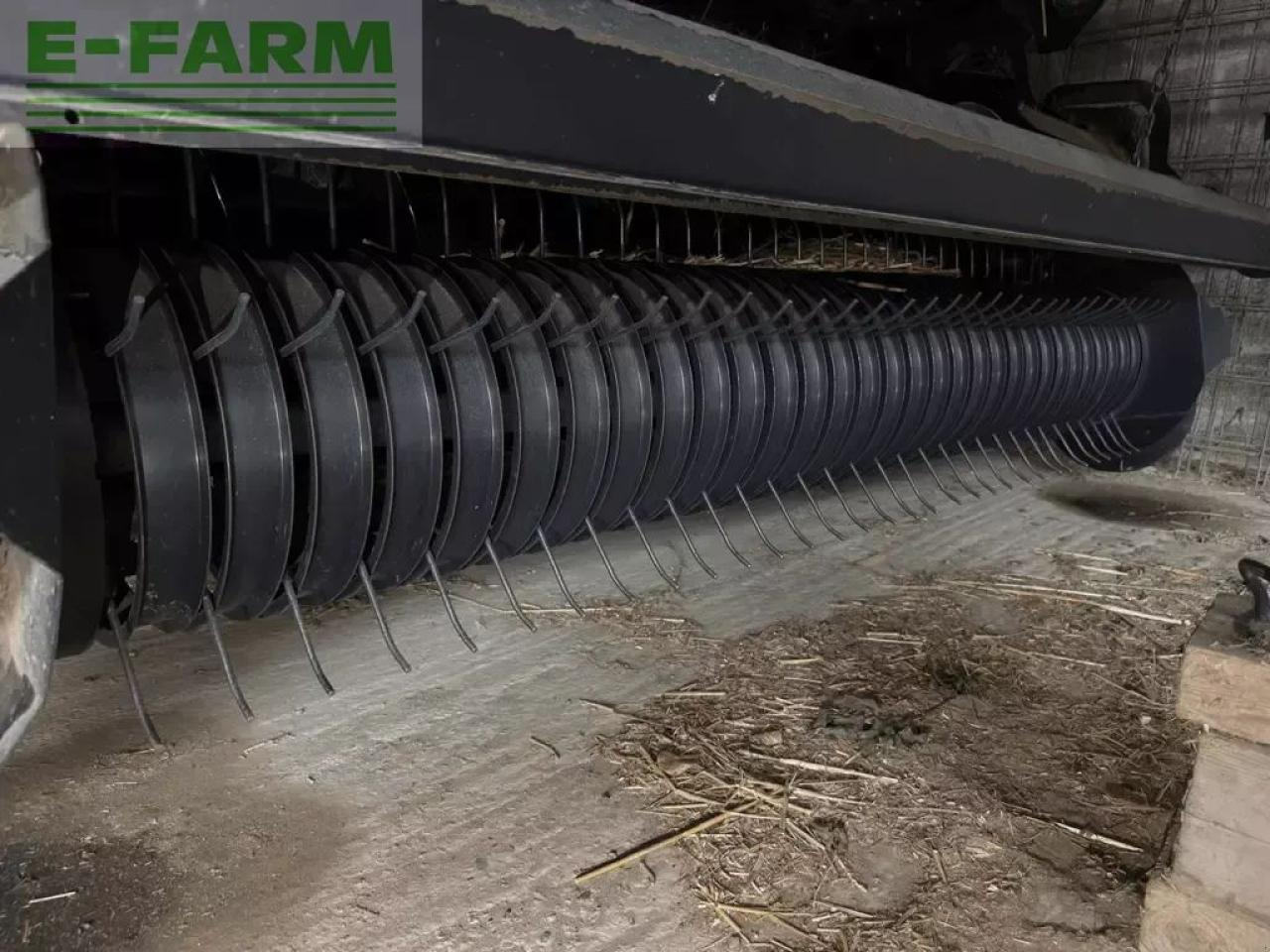 New Holland roll belt 180 - Heinapress, kandiline: pilt 4 New Holland roll belt 180 - Heinapress, kandiline: pilt 4