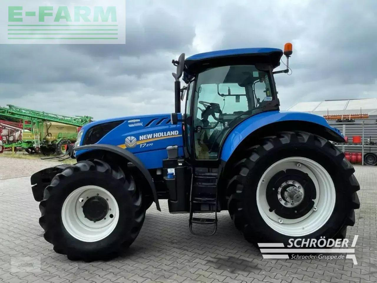 New Holland t 7.270 autocommand - Traktor: pilt 4 New Holland t 7.270 autocommand - Traktor: pilt 4
