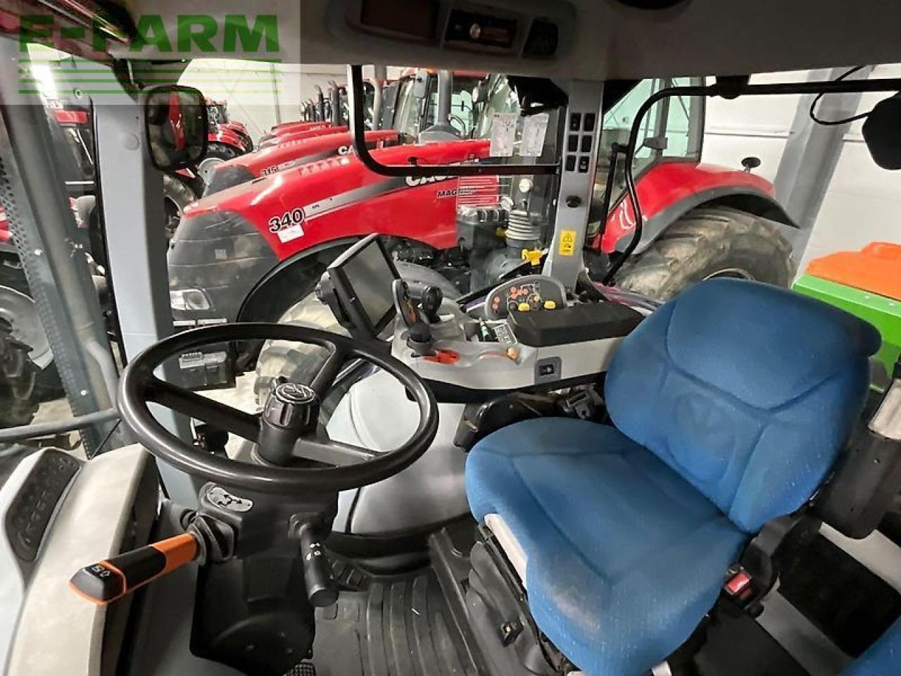 New Holland t7.210 - Traktor: pilt 4 New Holland t7.210 - Traktor: pilt 4