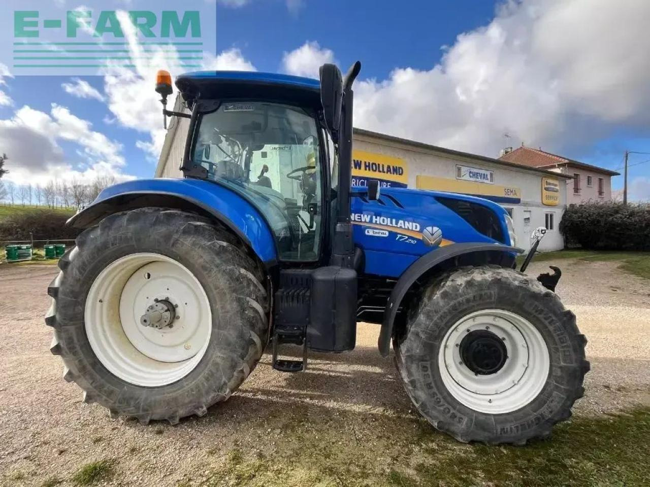 New Holland t7.210 pc classic - Traktor: pilt 5 New Holland t7.210 pc classic - Traktor: pilt 5