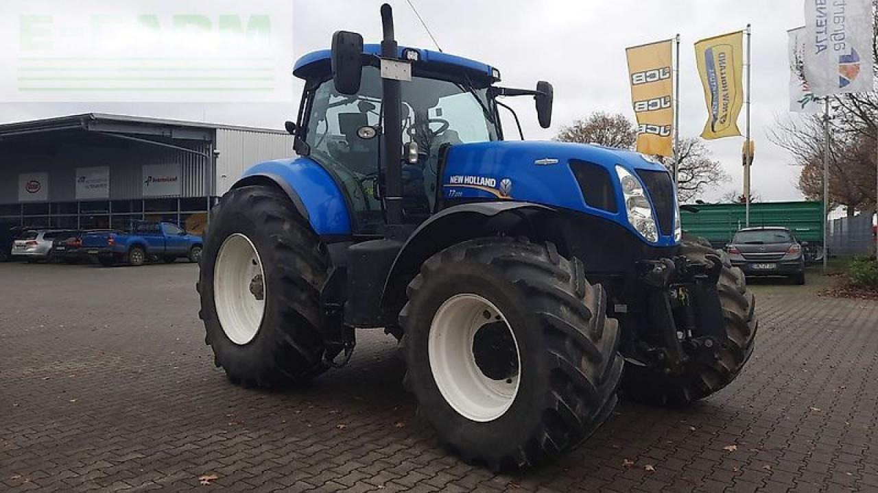 New Holland t7.220 ac - Traktor: pilt 4 New Holland t7.220 ac - Traktor: pilt 4