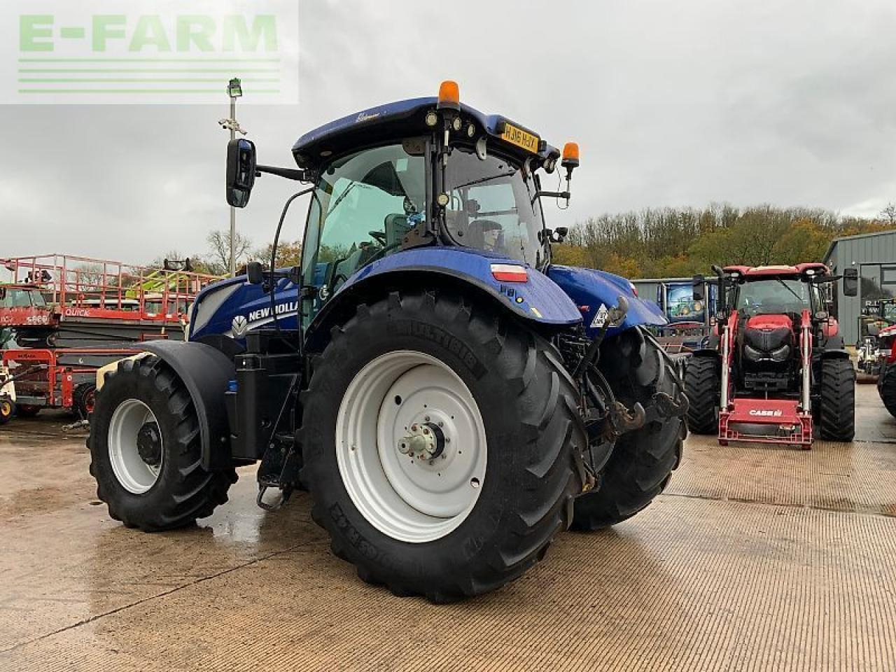 New Holland t7.225 blue power tractor (st25102) - Traktor: pilt 4 New Holland t7.225 blue power tractor (st25102) - Traktor: pilt 4