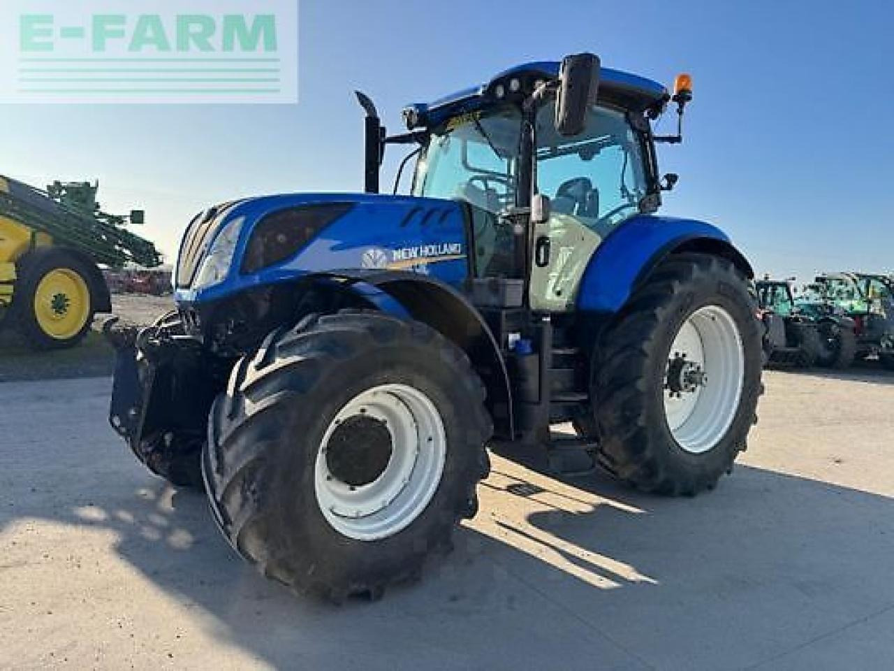 New Holland t7.260 pc - Traktor: pilt 1 New Holland t7.260 pc - Traktor: pilt 1