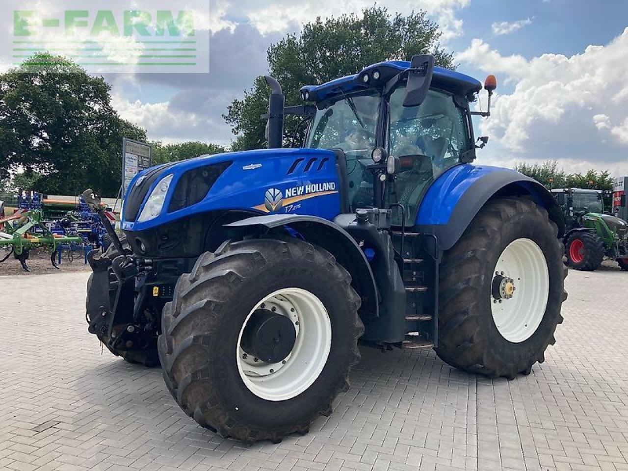 New Holland t7.275 hd autocommand cvt HD - Traktor: pilt 2 New Holland t7.275 hd autocommand cvt HD - Traktor: pilt 2