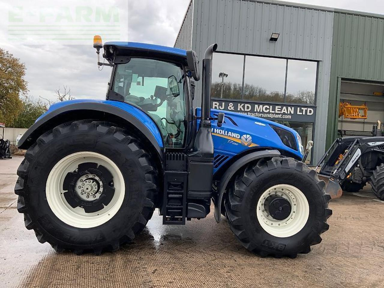 New Holland t7.290 auto command tractor (st25062) - Traktor: pilt 1 New Holland t7.290 auto command tractor (st25062) - Traktor: pilt 1