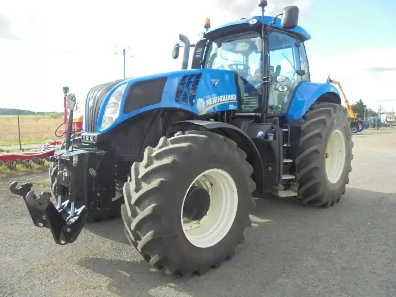 New Holland t8.330 - Traktor: pilt 3 New Holland t8.330 - Traktor: pilt 3