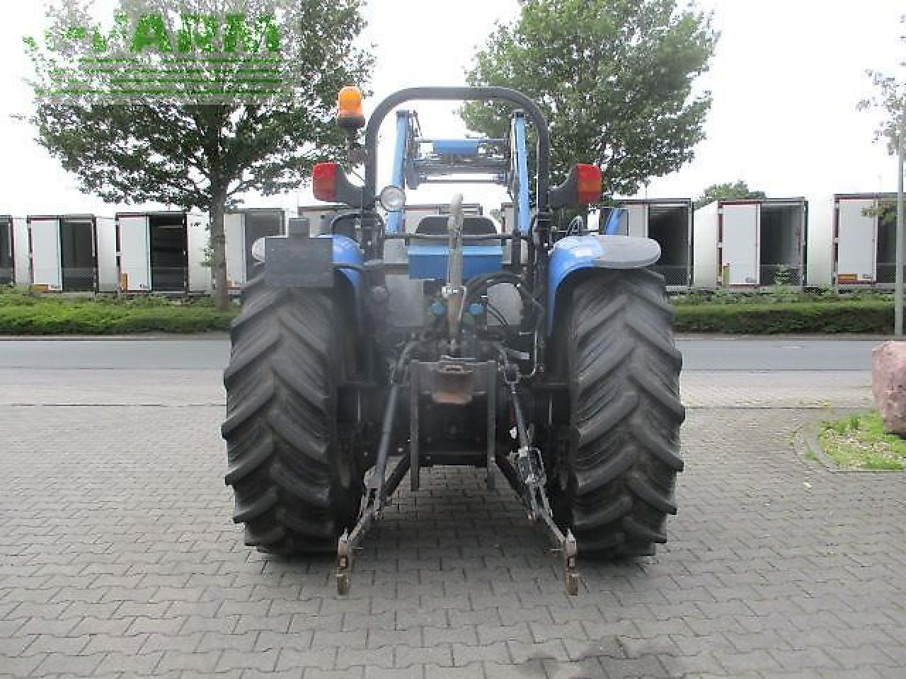 New Holland tn70 a niedrige bauhöhe - Traktor: pilt 4 New Holland tn70 a niedrige bauhöhe - Traktor: pilt 4