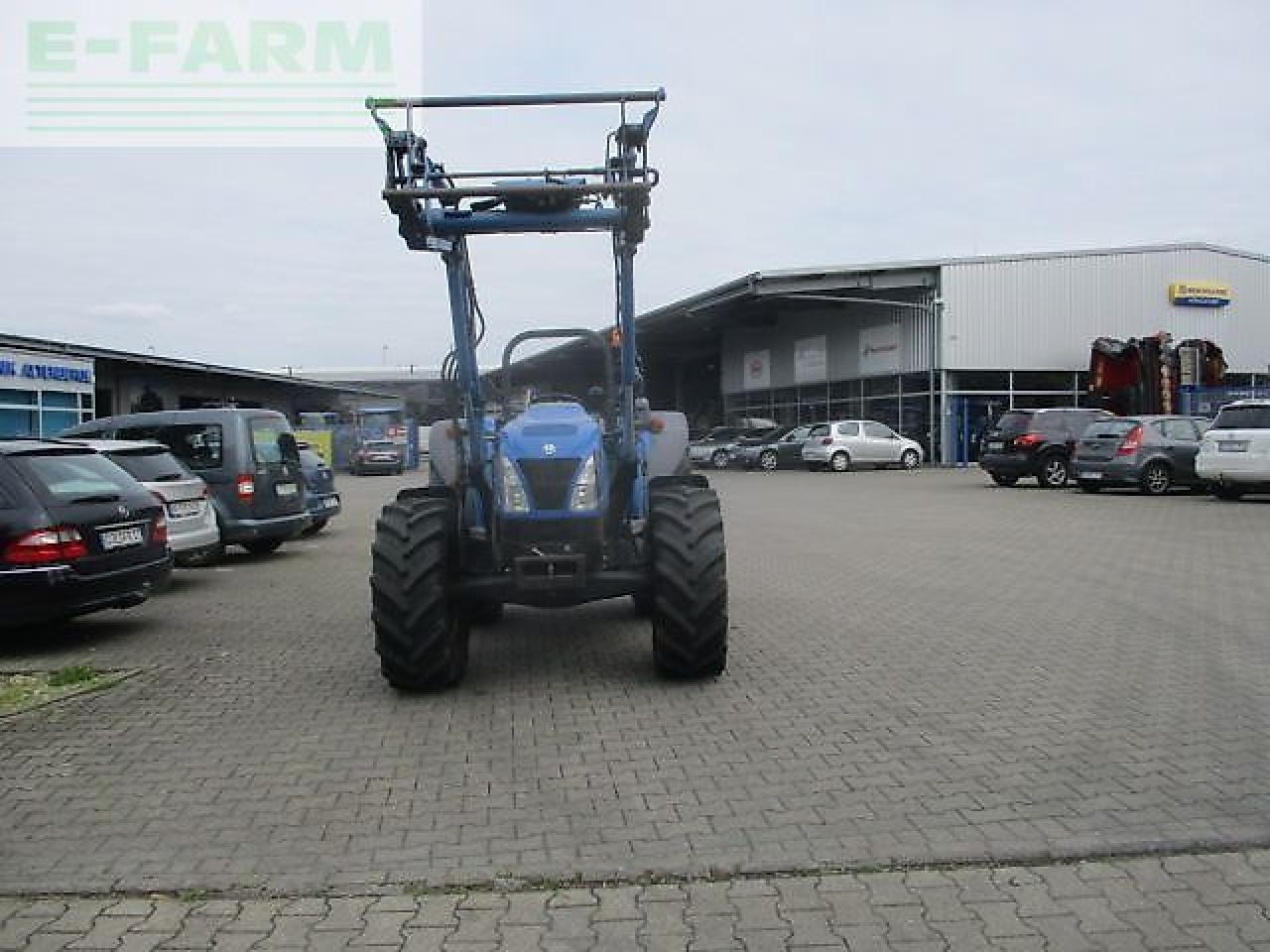 New Holland tn70 a niedrige bauhöhe - Traktor: pilt 2 New Holland tn70 a niedrige bauhöhe - Traktor: pilt 2