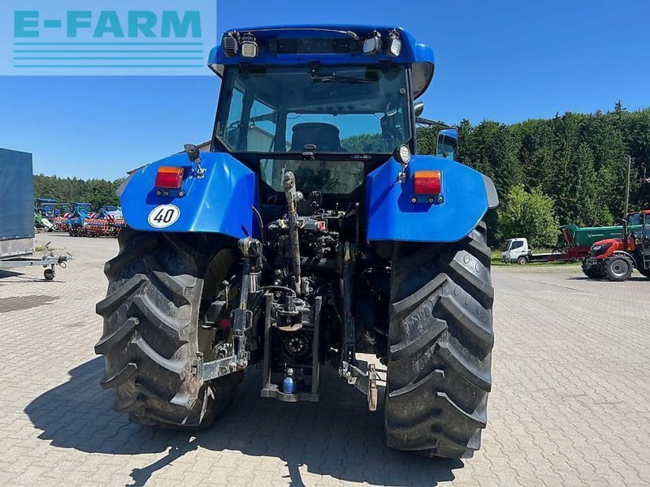 New Holland tvt 135 - Traktor: pilt 3 New Holland tvt 135 - Traktor: pilt 3