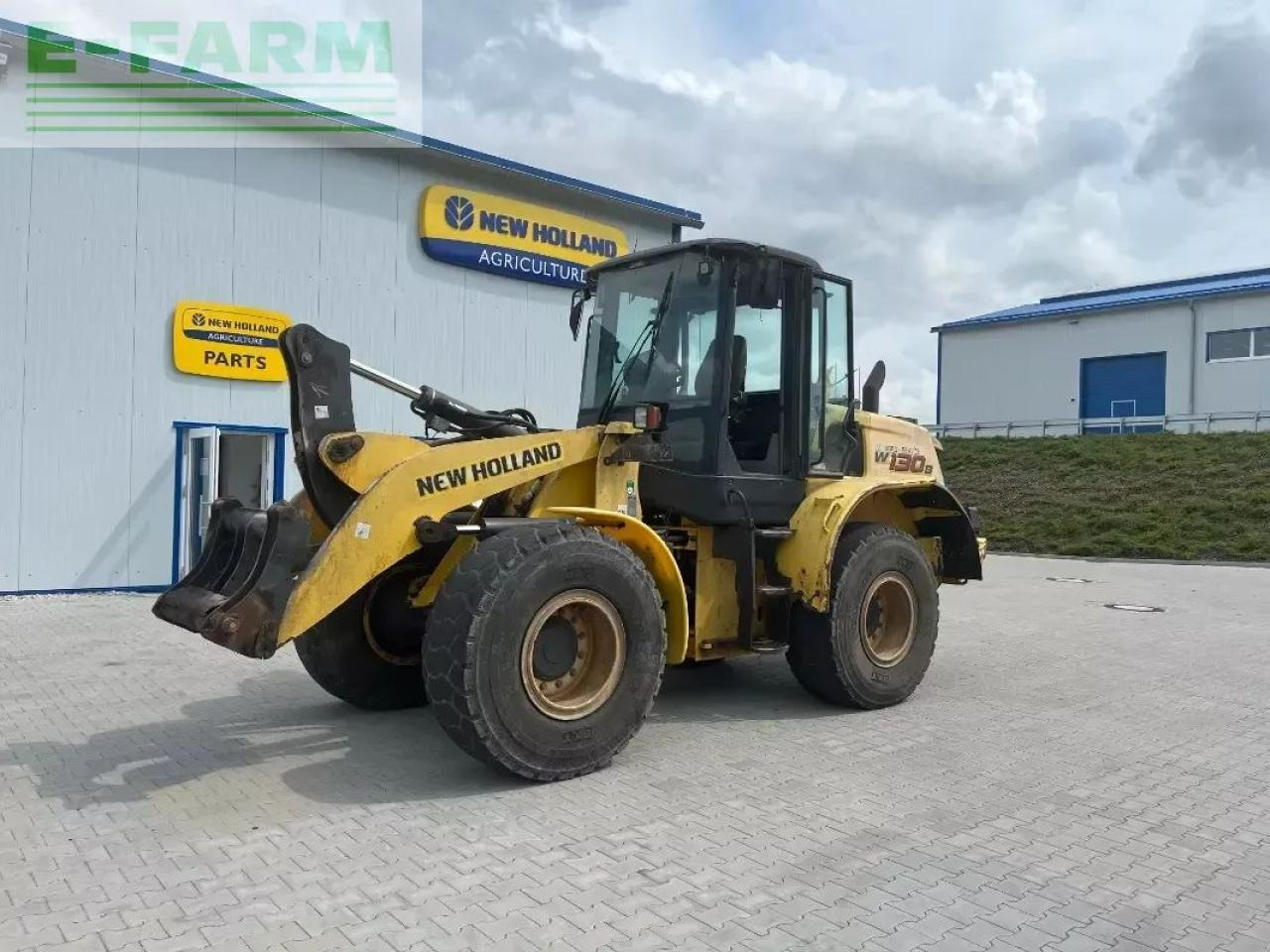 New Holland w 130 b - Miniekskavaator: pilt 1 New Holland w 130 b - Miniekskavaator: pilt 1