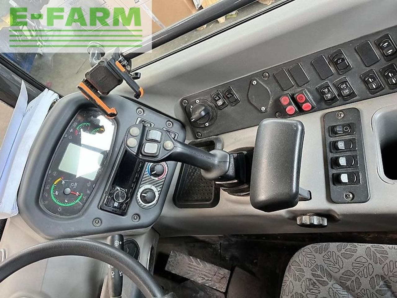 New Holland w50c - Miniekskavaator: pilt 5 New Holland w50c - Miniekskavaator: pilt 5