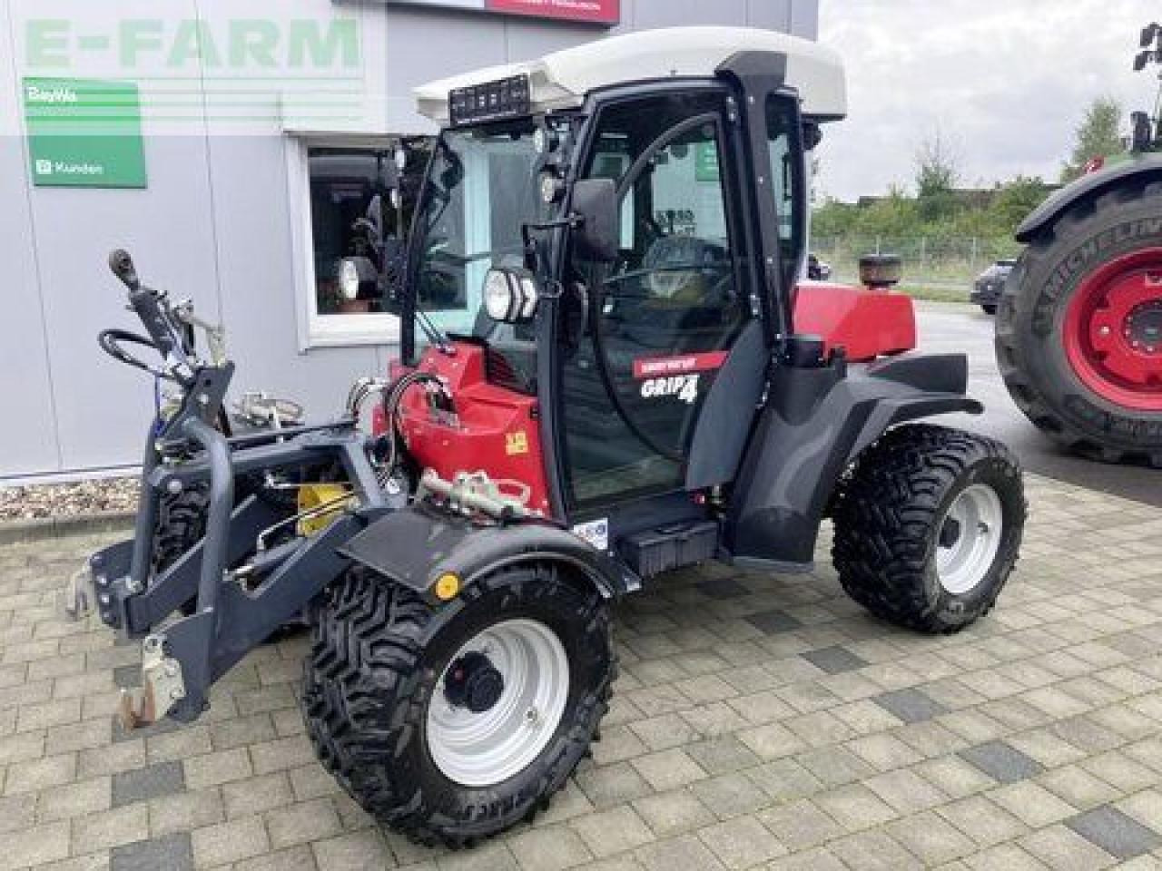 Sauerburger kg- grip 4-70 - Traktor: pilt 1 Sauerburger kg- grip 4-70 - Traktor: pilt 1