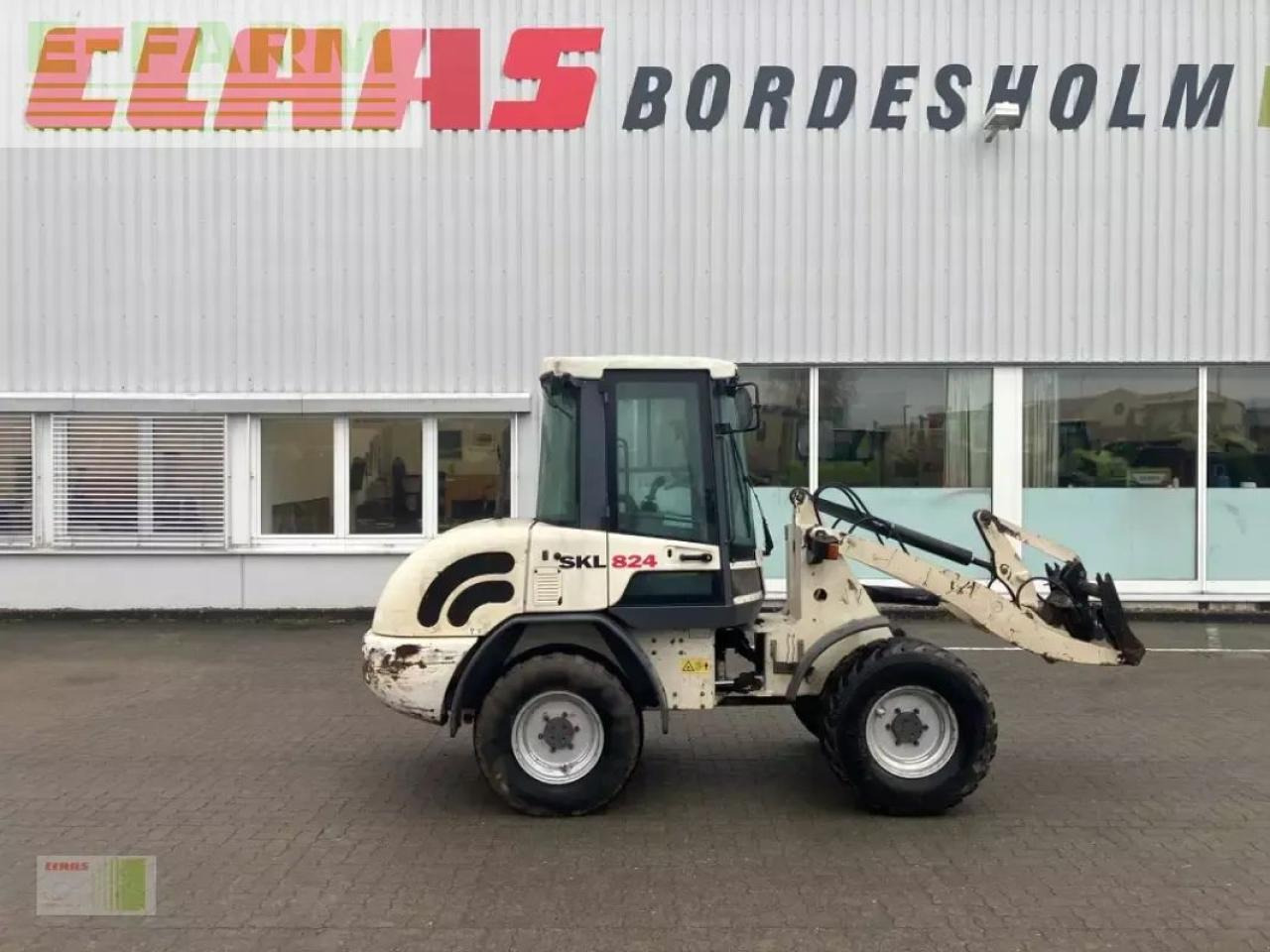 Schaeff skl 824 - Miniekskavaator: pilt 4 Schaeff skl 824 - Miniekskavaator: pilt 4