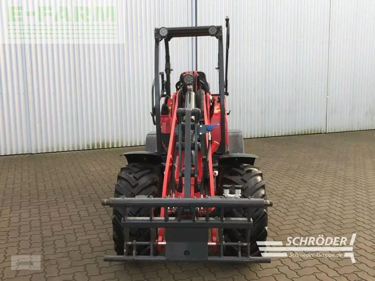 Schäffer 3650 - Rataslaadur: pilt 2 Schäffer 3650 - Rataslaadur: pilt 2