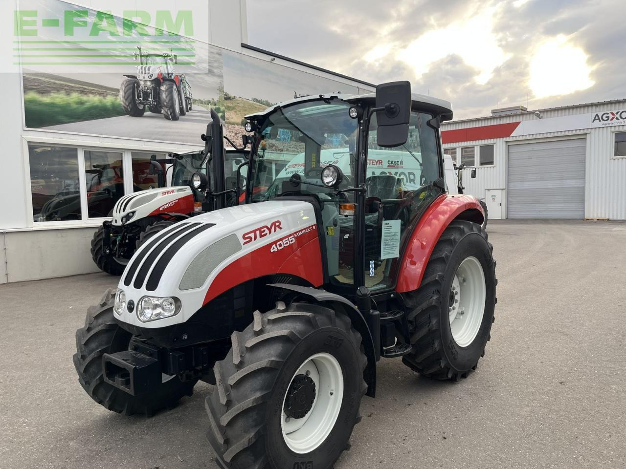 Steyr 4055 kompakt s (stage v) S - Traktor: pilt 1 Steyr 4055 kompakt s (stage v) S - Traktor: pilt 1