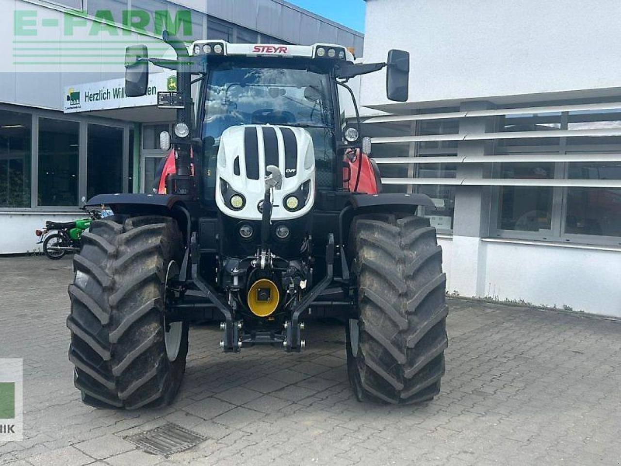 Steyr 6175 impuls cvt CVT - Traktor: pilt 2 Steyr 6175 impuls cvt CVT - Traktor: pilt 2