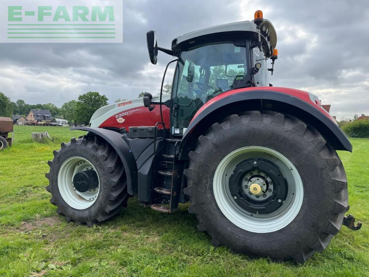 Steyr terrus 6300 cvt CVT - Traktor: pilt 4 Steyr terrus 6300 cvt CVT - Traktor: pilt 4