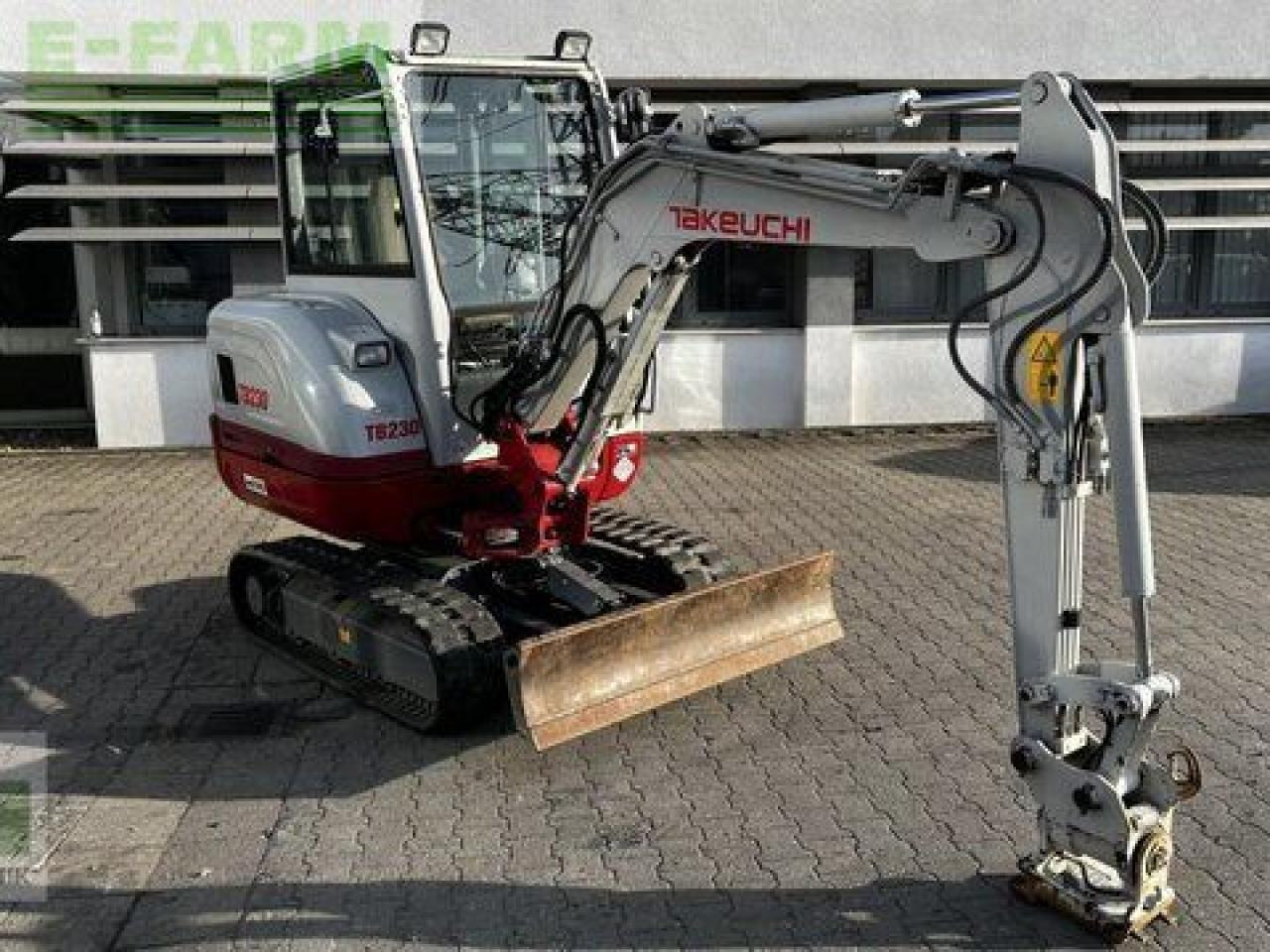 Takeuchi tb 230 - Miniekskavaator: pilt 2 Takeuchi tb 230 - Miniekskavaator: pilt 2