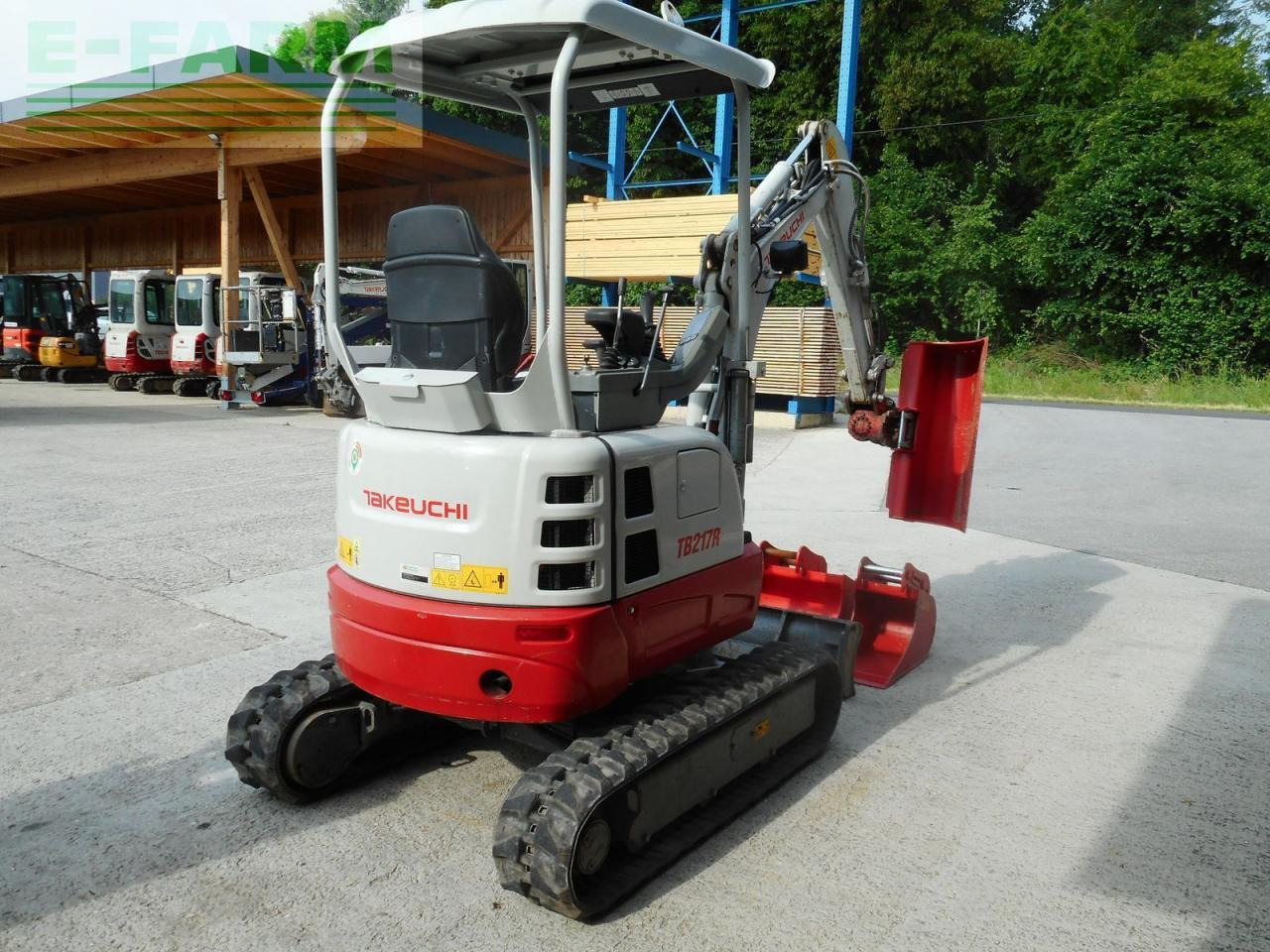 Takeuchi tb217 mit powertilt + hydr. sw ( neue löffel ) - Miniekskavaator: pilt 4 Takeuchi tb217 mit powertilt + hydr. sw ( neue löffel ) - Miniekskavaator: pilt 4