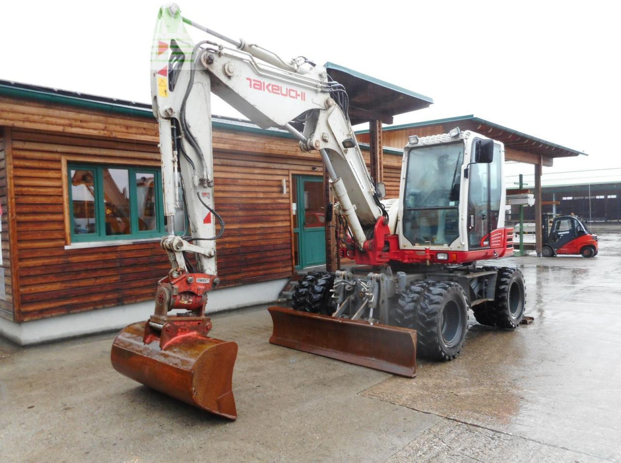 Takeuchi tb295w mit vollausstattung u. 3 löffel ( zentra - Ratastel ekskavaator: pilt 2 Takeuchi tb295w mit vollausstattung u. 3 löffel ( zentra - Ratastel ekskavaator: pilt 2