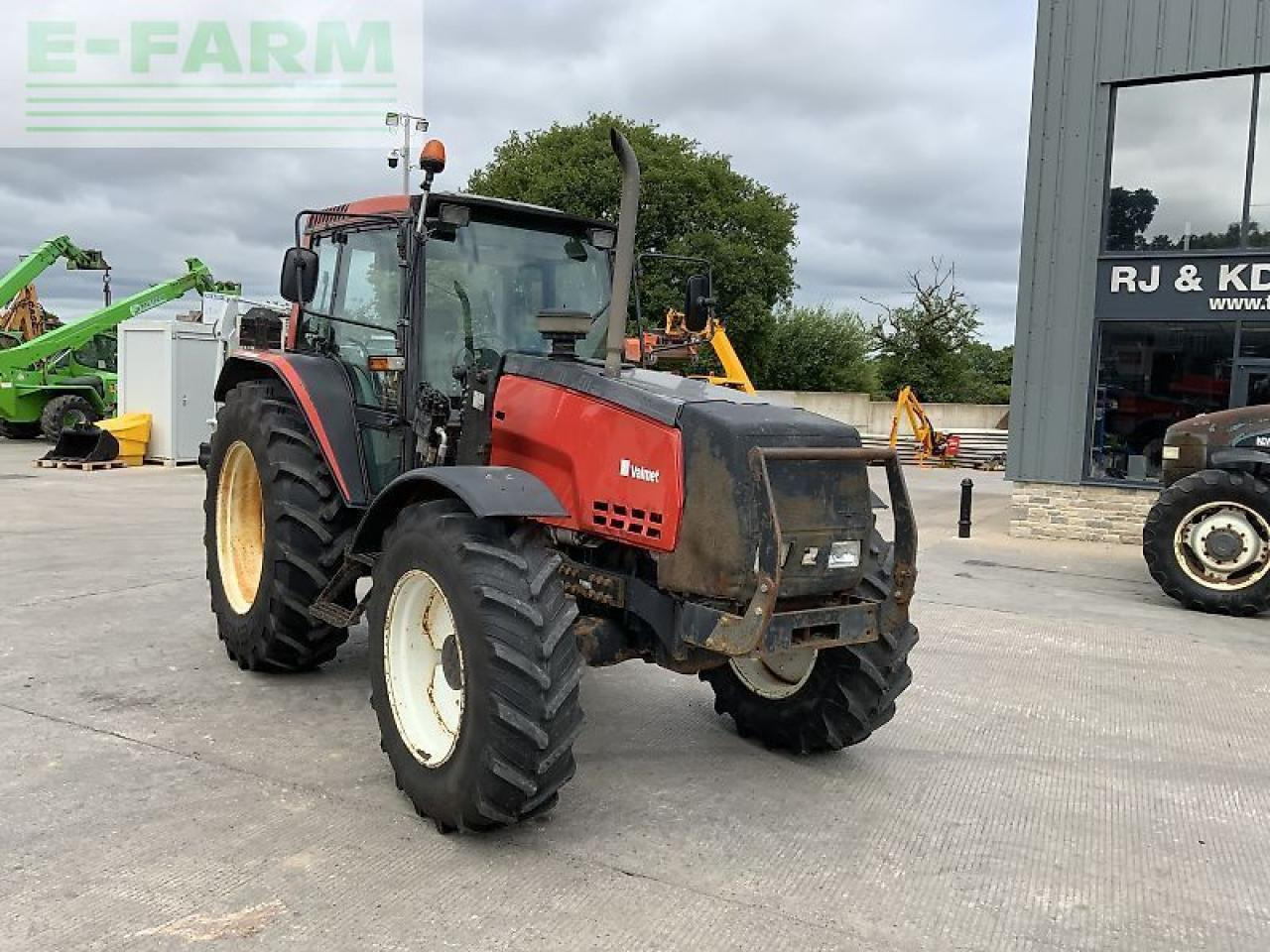 Valmet 8100 twin track reverse drive tractor - Traktor: pilt 2 Valmet 8100 twin track reverse drive tractor - Traktor: pilt 2