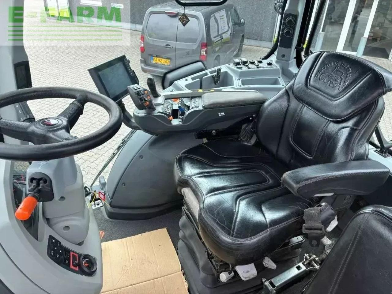 Valtra 254 versus - Traktor: pilt 5 Valtra 254 versus - Traktor: pilt 5