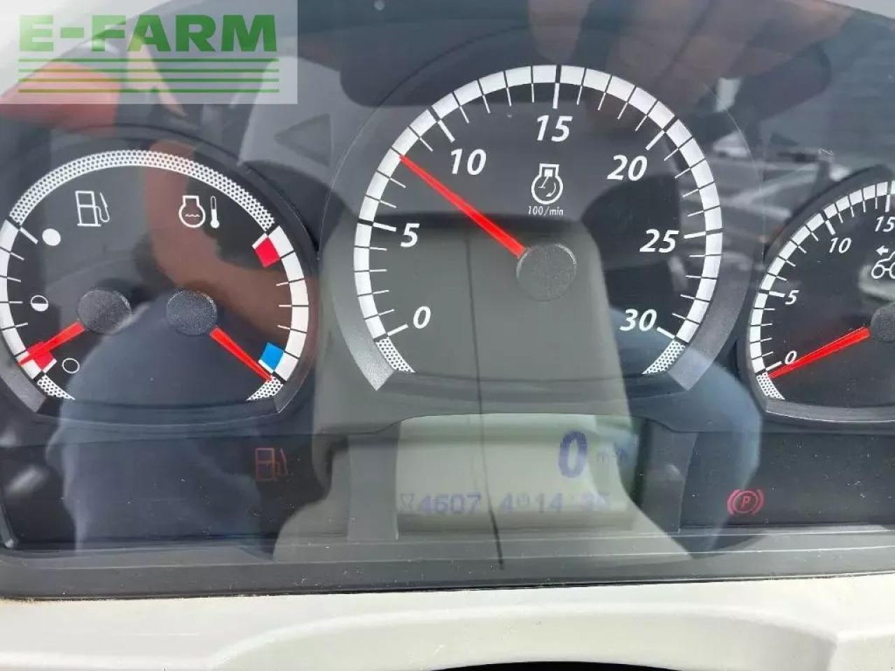 Valtra 254 versus - Traktor: pilt 1 Valtra 254 versus - Traktor: pilt 1