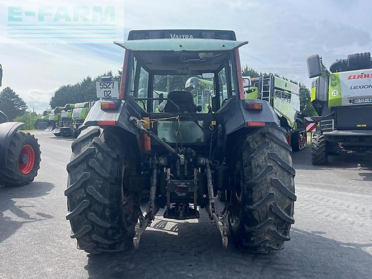 Valtra 8350 hitech HiTech - Traktor: pilt 4 Valtra 8350 hitech HiTech - Traktor: pilt 4