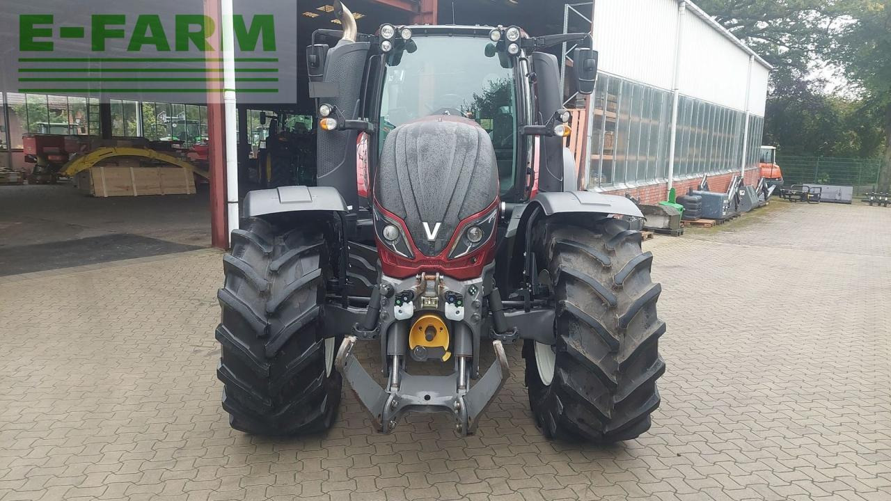Valtra T 174 - Traktor: pilt 3 Valtra T 174 - Traktor: pilt 3