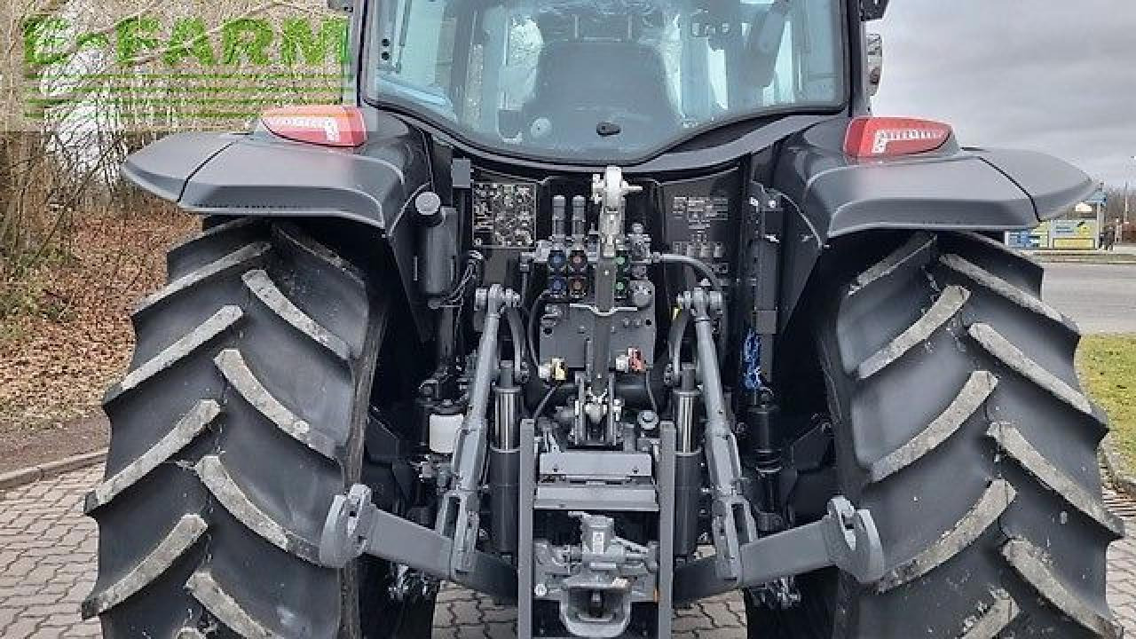 Traktor Valtra a 115 mh4: pilt 9