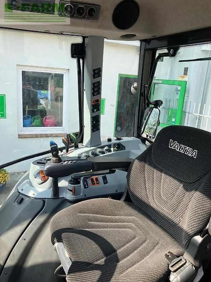 Valtra a114mh4 - Traktor: pilt 5 Valtra a114mh4 - Traktor: pilt 5