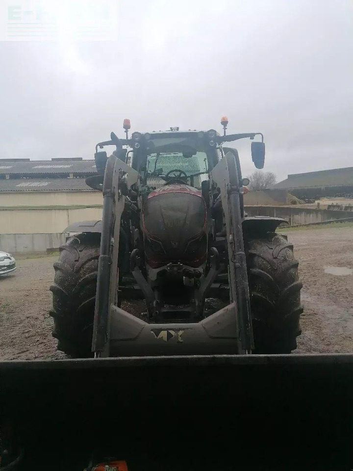 Valtra n 134 a - Traktor: pilt 5 Valtra n 134 a - Traktor: pilt 5