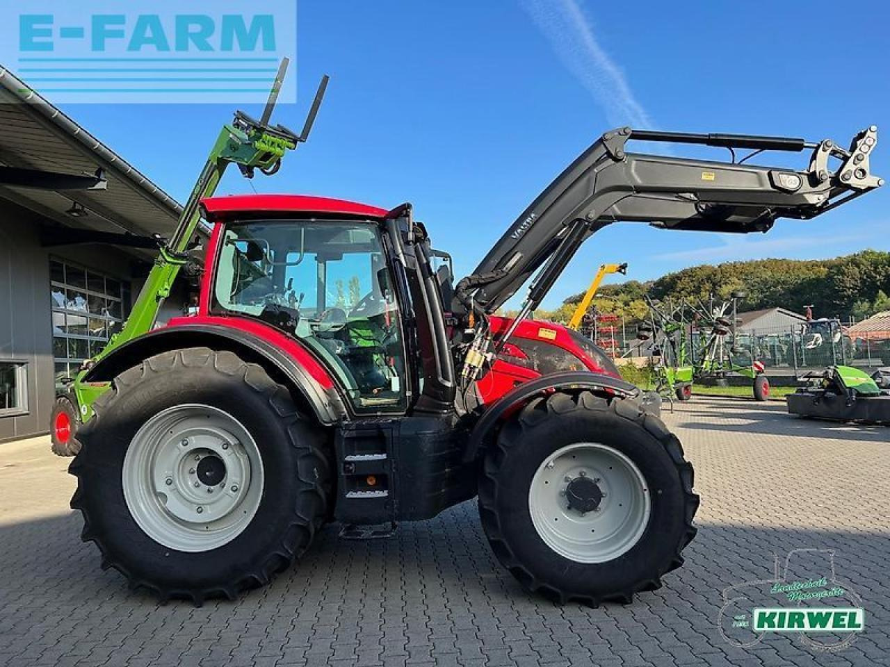 Traktor Valtra n 155 active Active: pilt 7