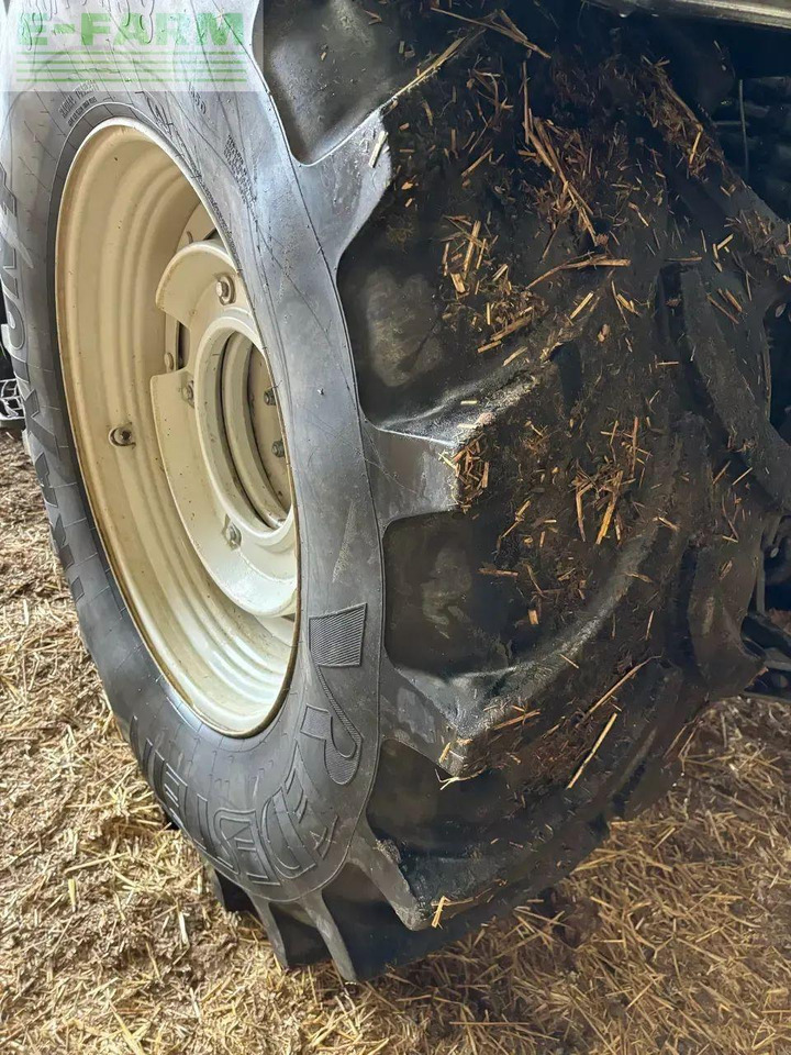 Valtra n154ea - Traktor: pilt 5 Valtra n154ea - Traktor: pilt 5