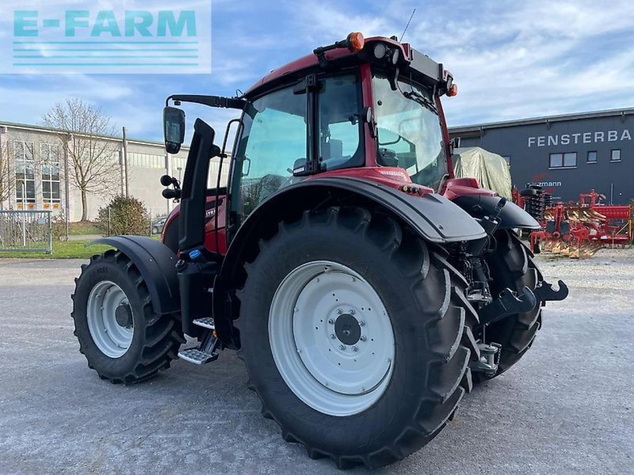 Valtra n155 - Traktor: pilt 3 Valtra n155 - Traktor: pilt 3
