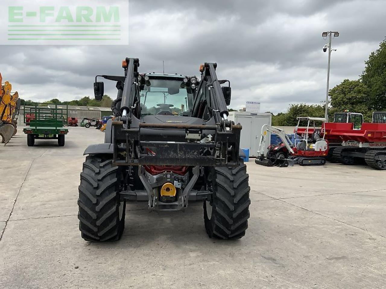 Valtra n174 active (st23843) Active - Traktor: pilt 4 Valtra n174 active (st23843) Active - Traktor: pilt 4