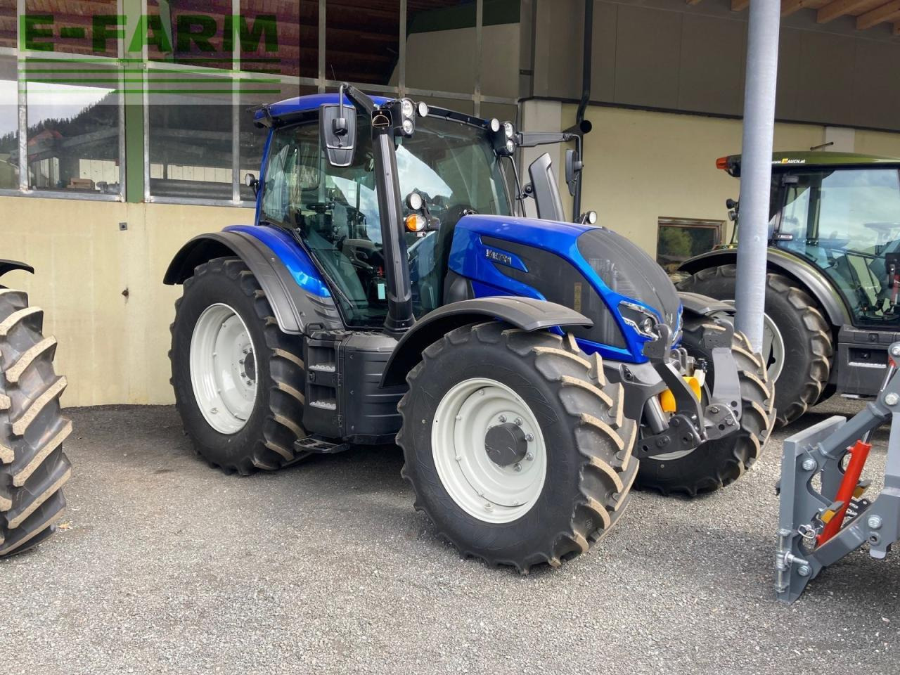 Valtra n175 versu Versu - Traktor: pilt 2 Valtra n175 versu Versu - Traktor: pilt 2
