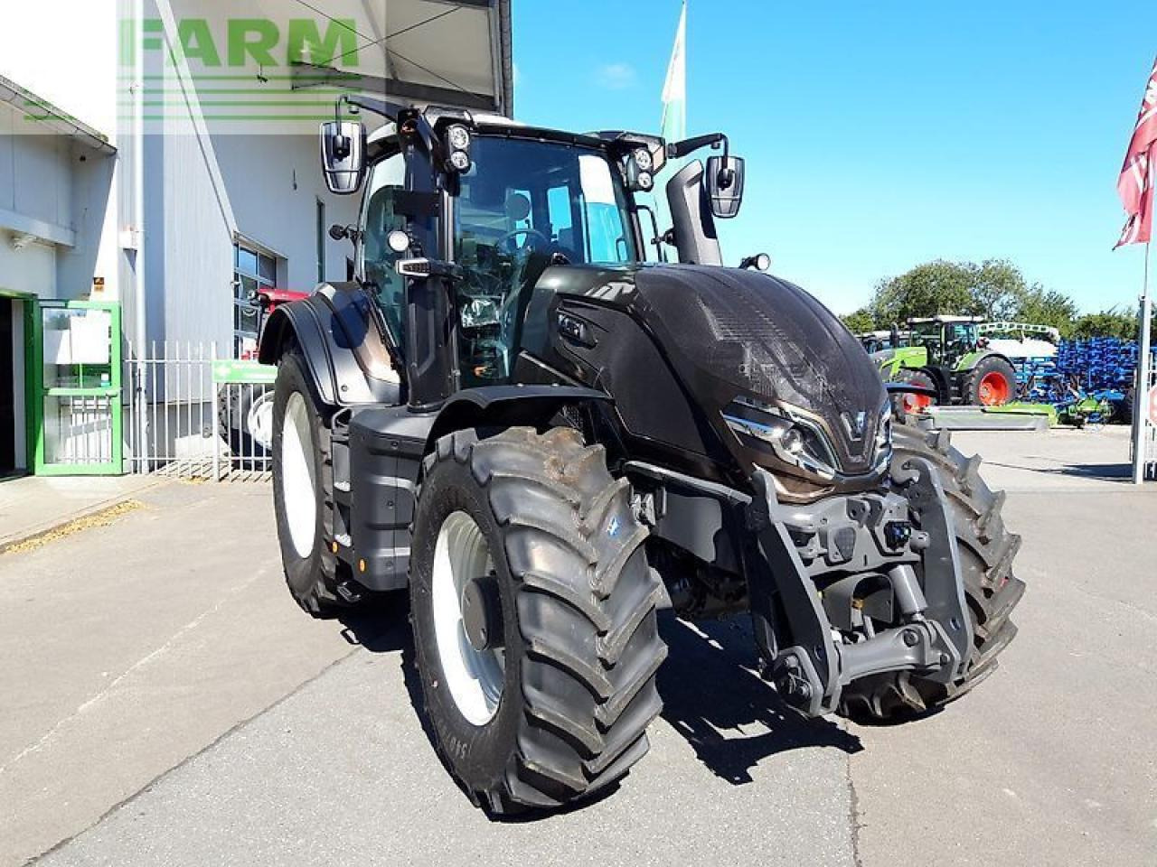 Valtra q265 - Traktor: pilt 1 Valtra q265 - Traktor: pilt 1