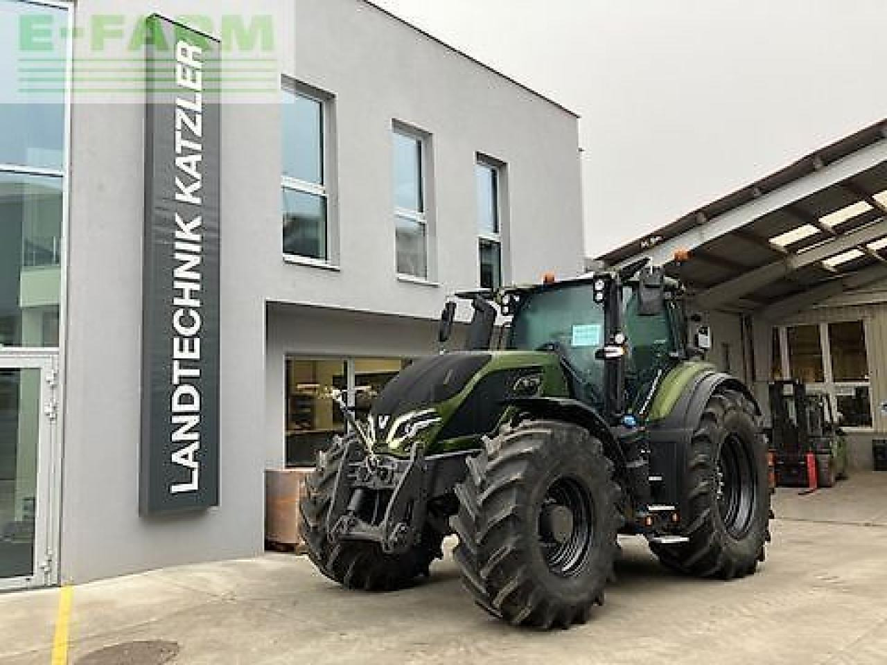 Valtra q305 - Traktor: pilt 1 Valtra q305 - Traktor: pilt 1