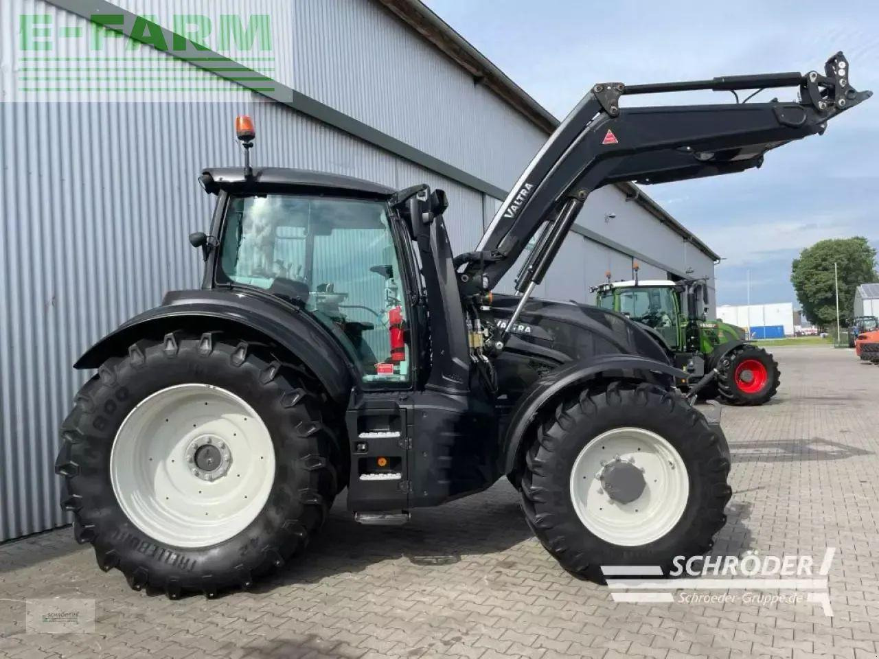 Valtra t 174 ea - Traktor: pilt 2 Valtra t 174 ea - Traktor: pilt 2