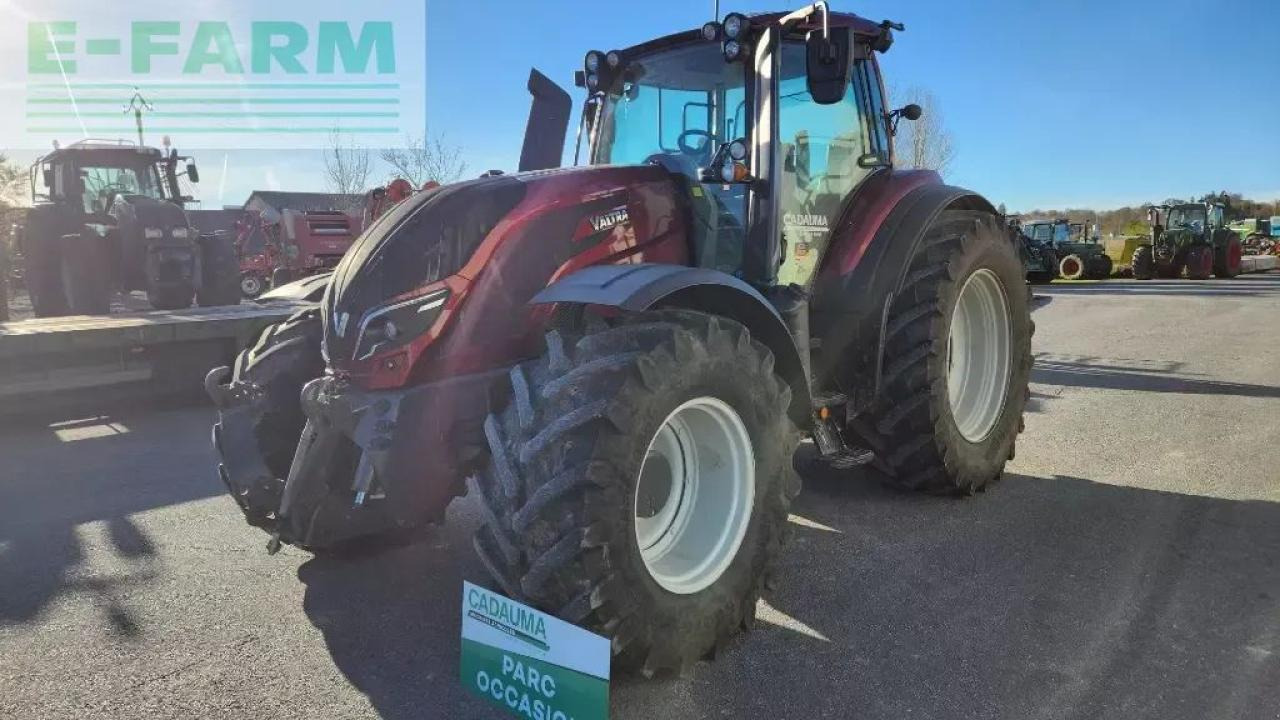 Valtra t 214 direct smarttouch Direct - Traktor: pilt 1 Valtra t 214 direct smarttouch Direct - Traktor: pilt 1