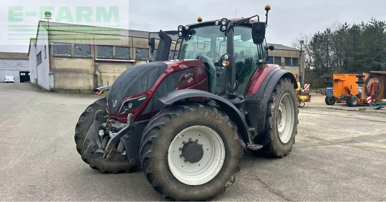 Valtra t 214 v smarttouch - Traktor: pilt 3 Valtra t 214 v smarttouch - Traktor: pilt 3