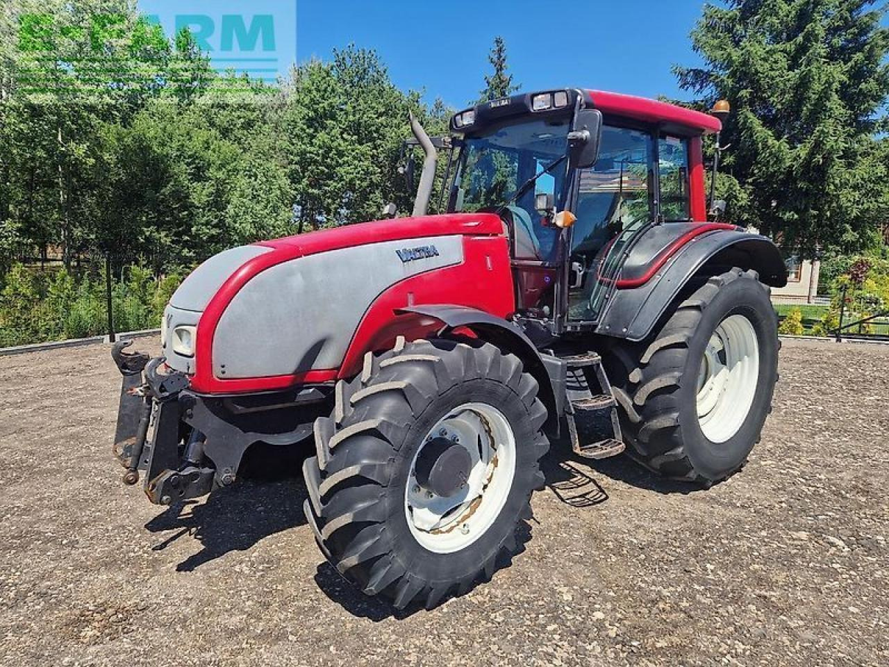 Valtra t151 hitech - Traktor: pilt 1 Valtra t151 hitech - Traktor: pilt 1